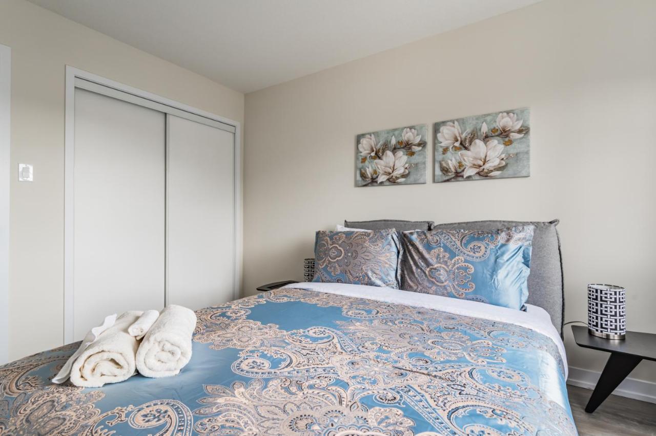 Luxury Townhouse Close To Fairview Casino In Niagara Falls Villa Bagian luar foto