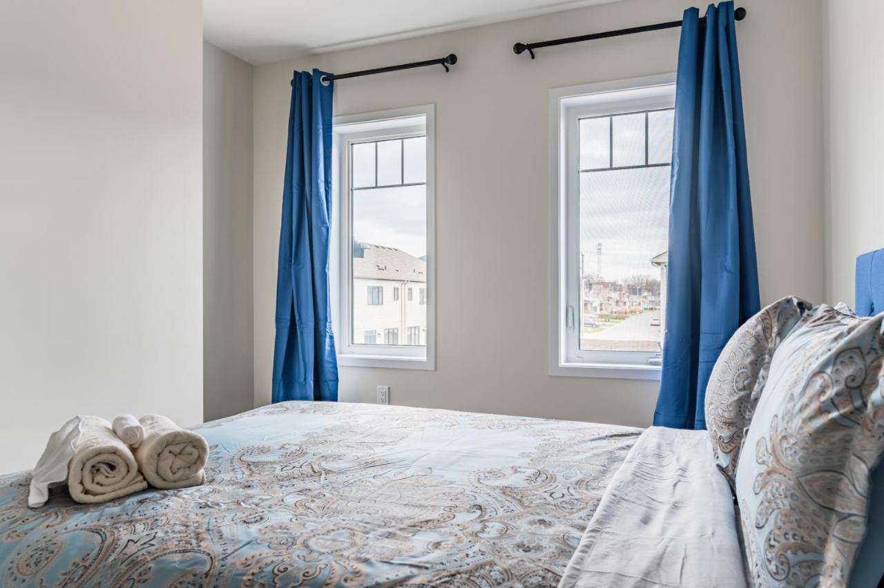 Luxury Townhouse Close To Fairview Casino In Niagara Falls Villa Bagian luar foto