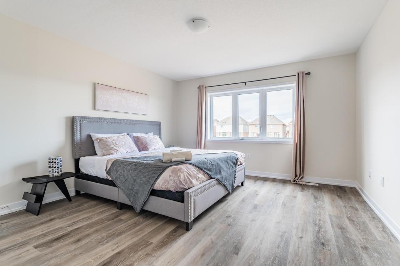 Luxury Townhouse Close To Fairview Casino In Niagara Falls Villa Bagian luar foto
