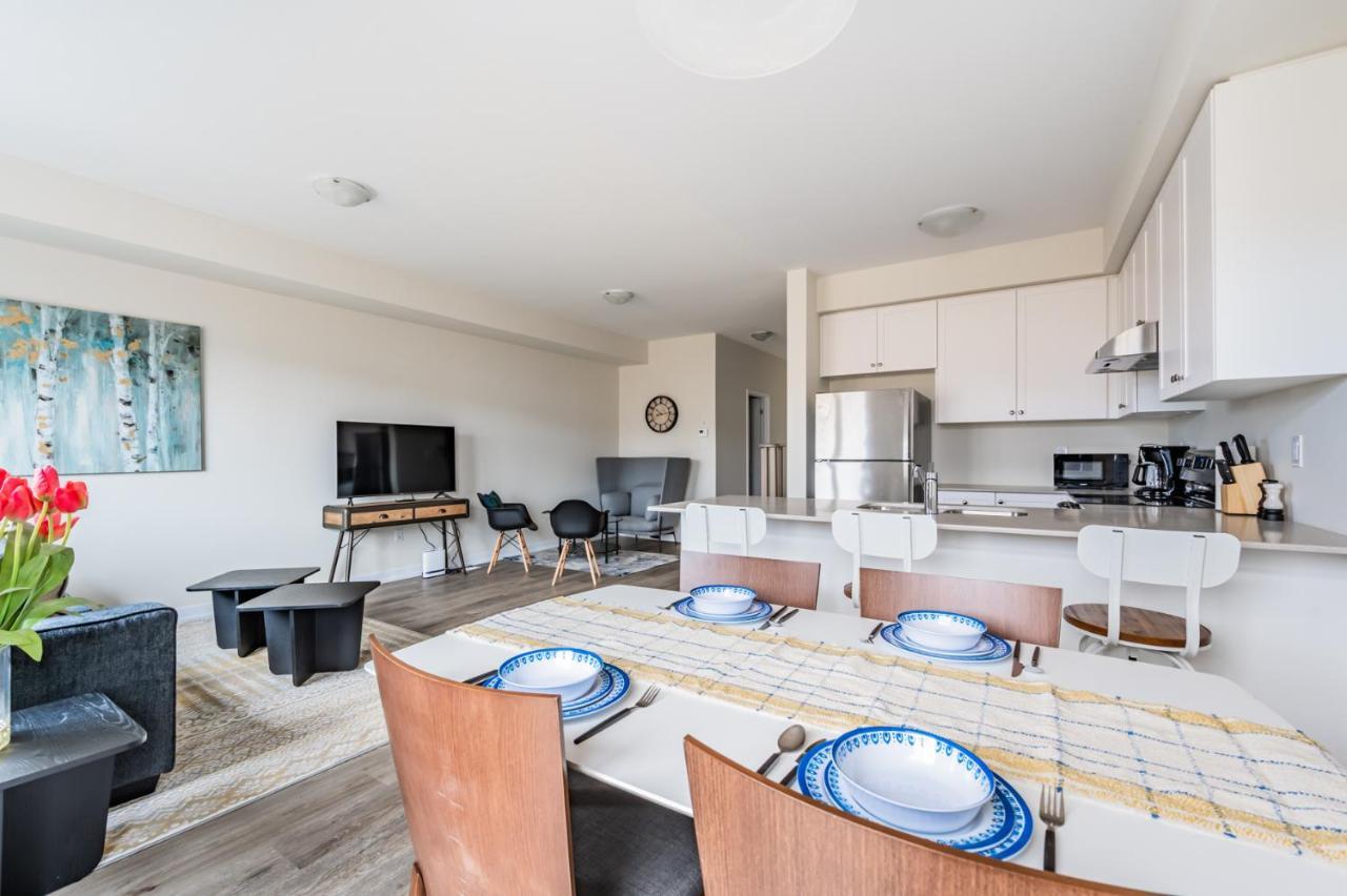 Luxury Townhouse Close To Fairview Casino In Niagara Falls Villa Bagian luar foto