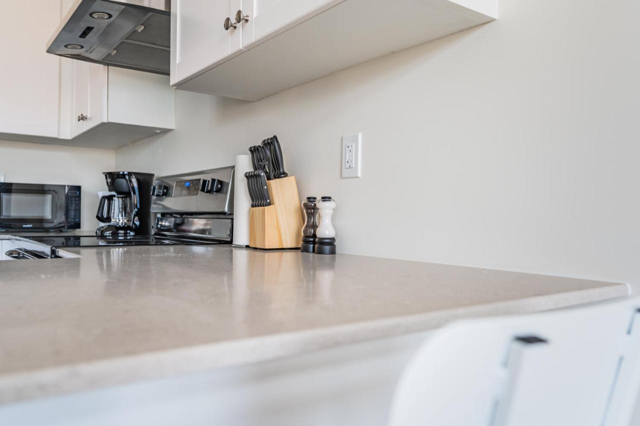 Luxury Townhouse Close To Fairview Casino In Niagara Falls Villa Bagian luar foto