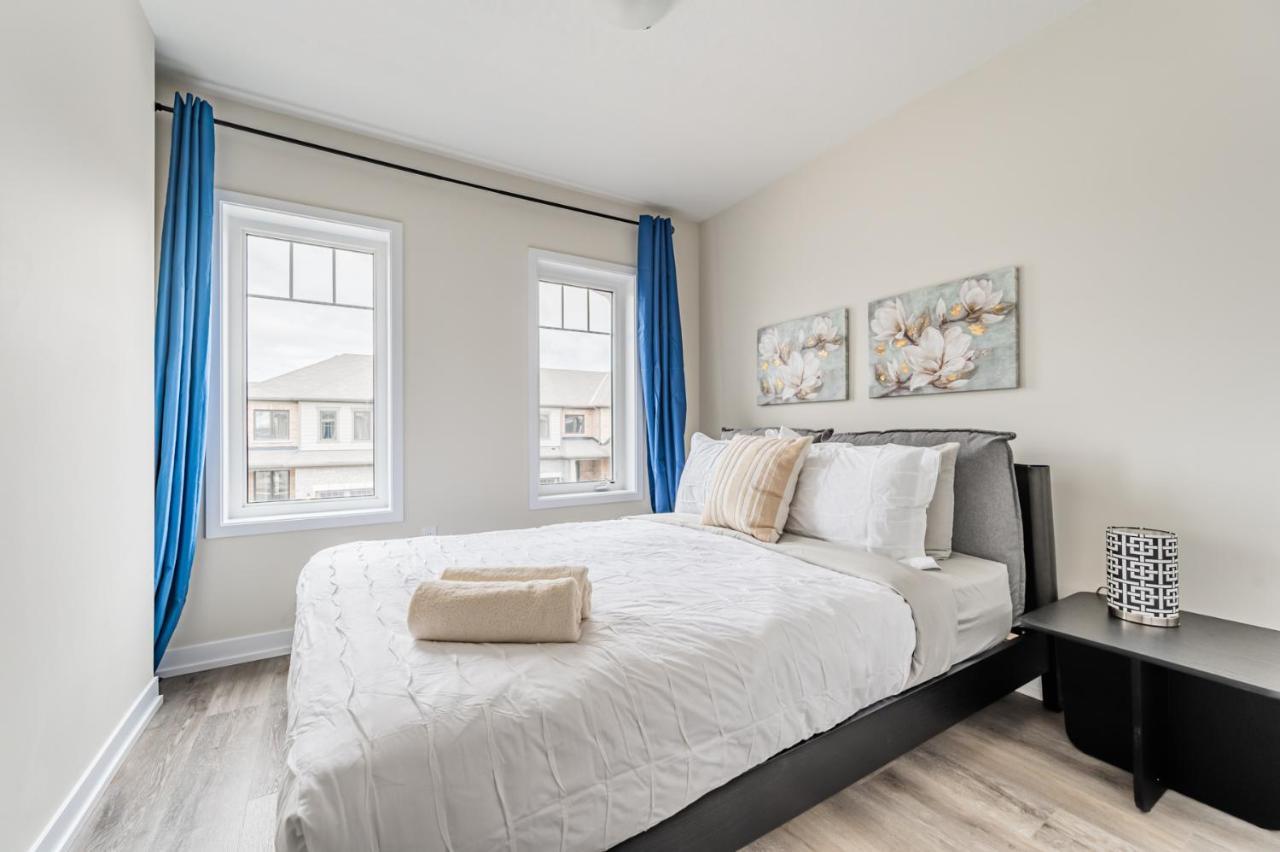 Luxury Townhouse Close To Fairview Casino In Niagara Falls Villa Bagian luar foto