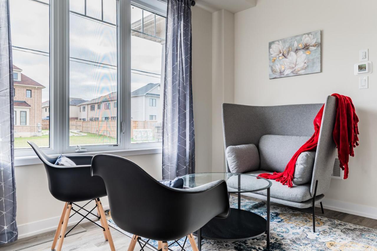Luxury Townhouse Close To Fairview Casino In Niagara Falls Villa Bagian luar foto