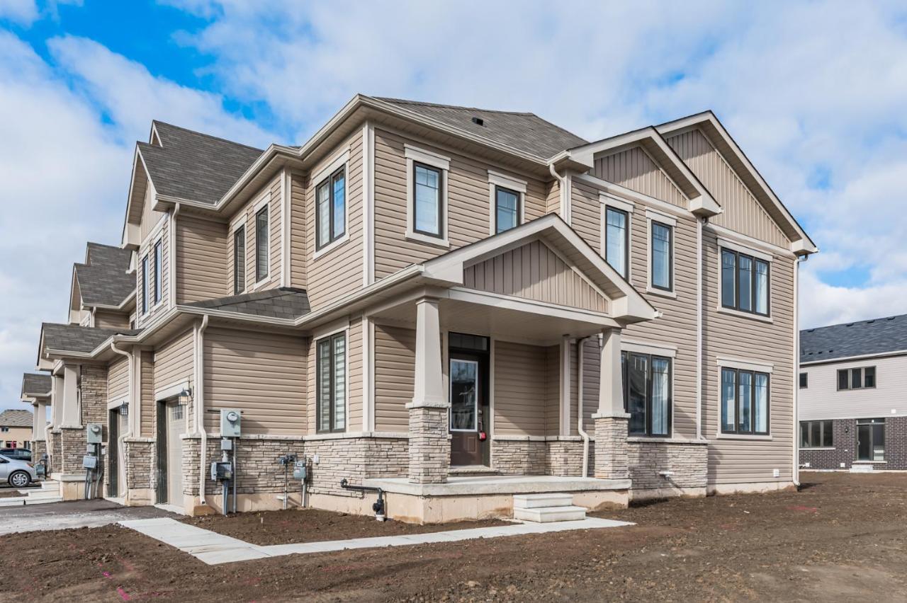 Luxury Townhouse Close To Fairview Casino In Niagara Falls Villa Bagian luar foto